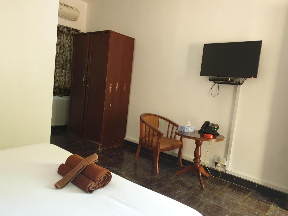 African Village Hotel Джибути Экстерьер фото