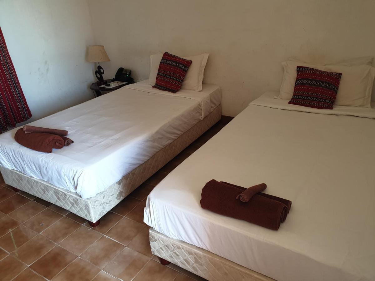African Village Hotel Джибути Экстерьер фото